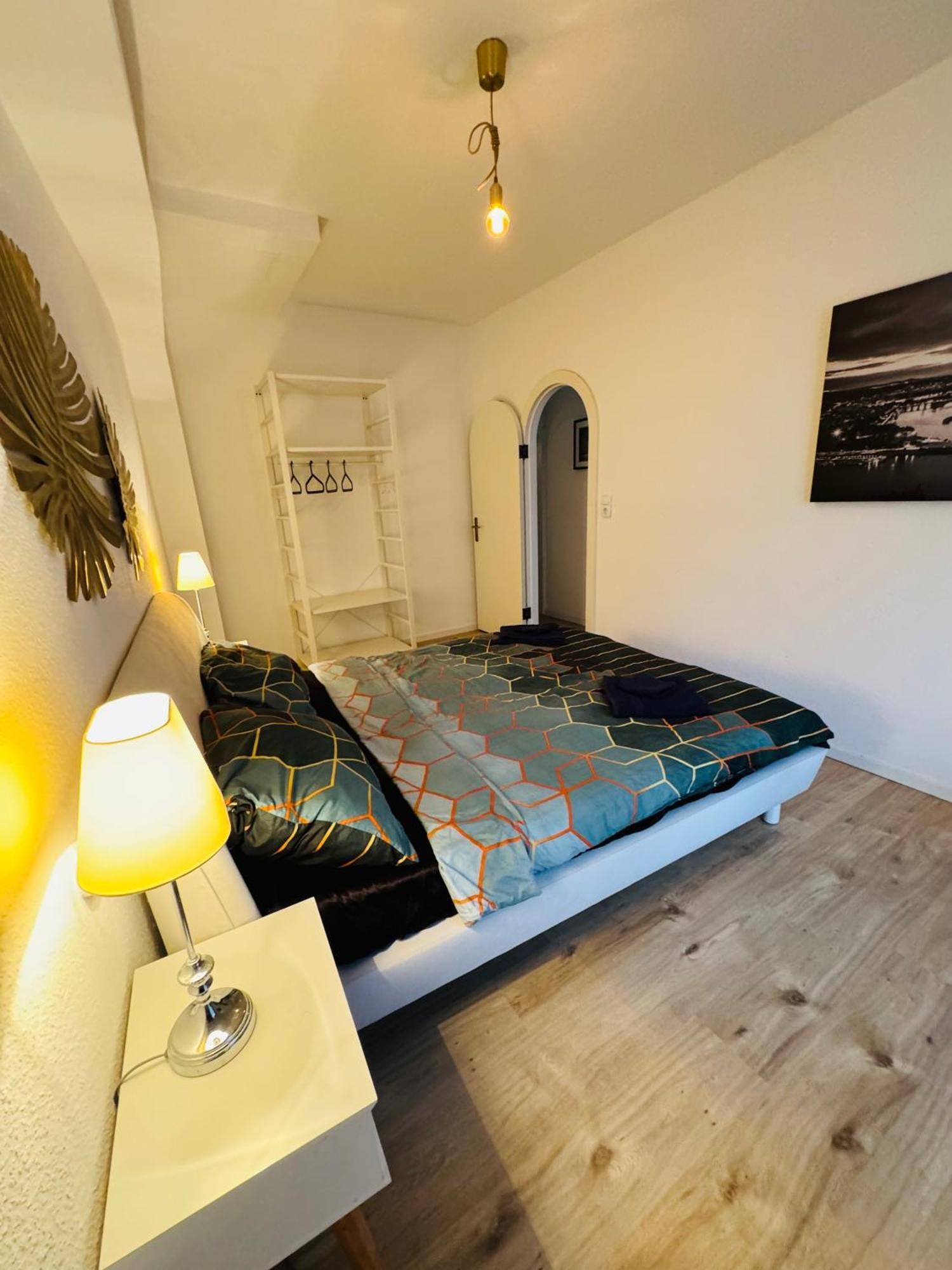 Zentrale Wohnung Mit Balkon Koblenz  Exteriör bild