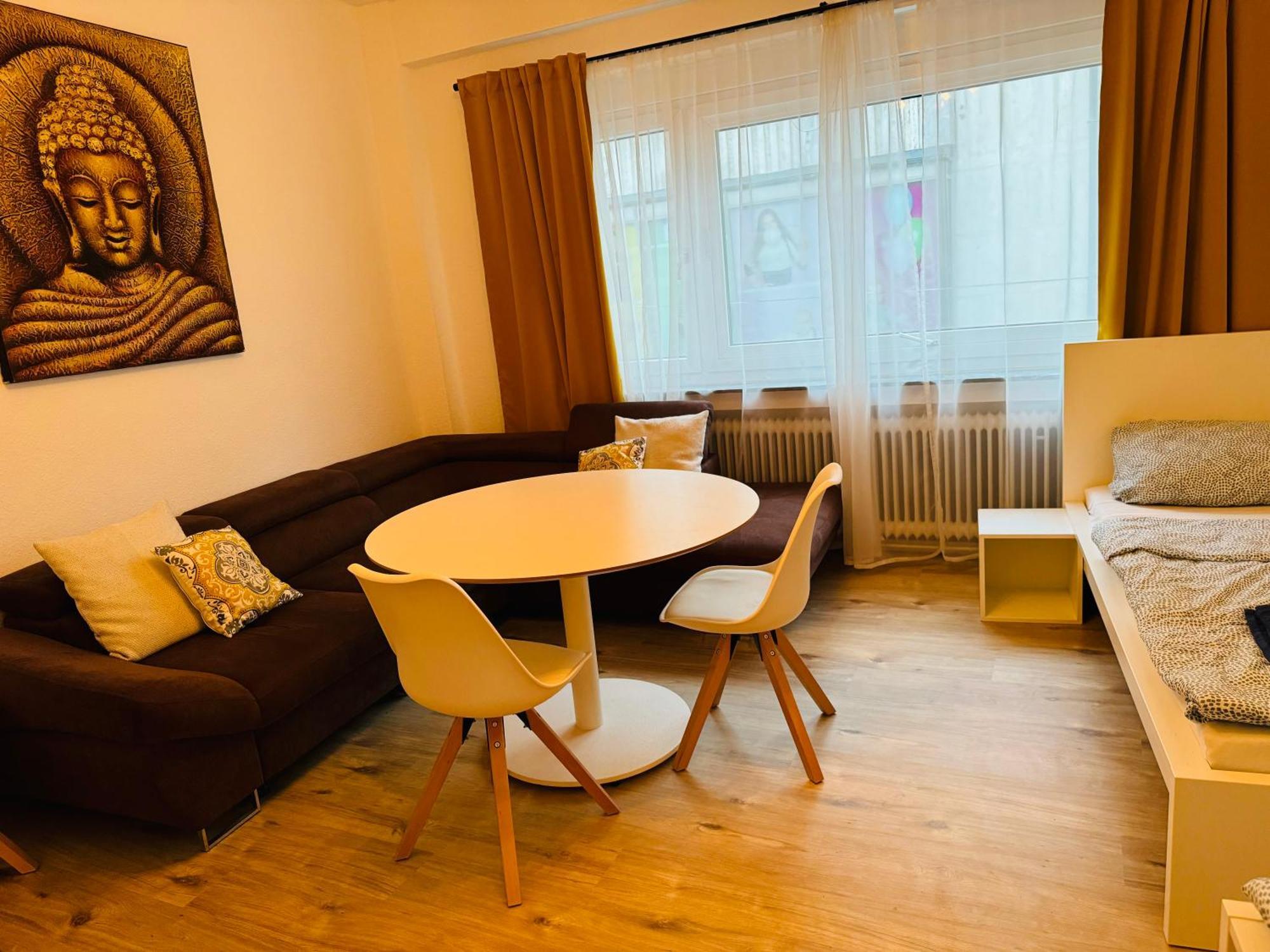 Zentrale Wohnung Mit Balkon Koblenz  Exteriör bild