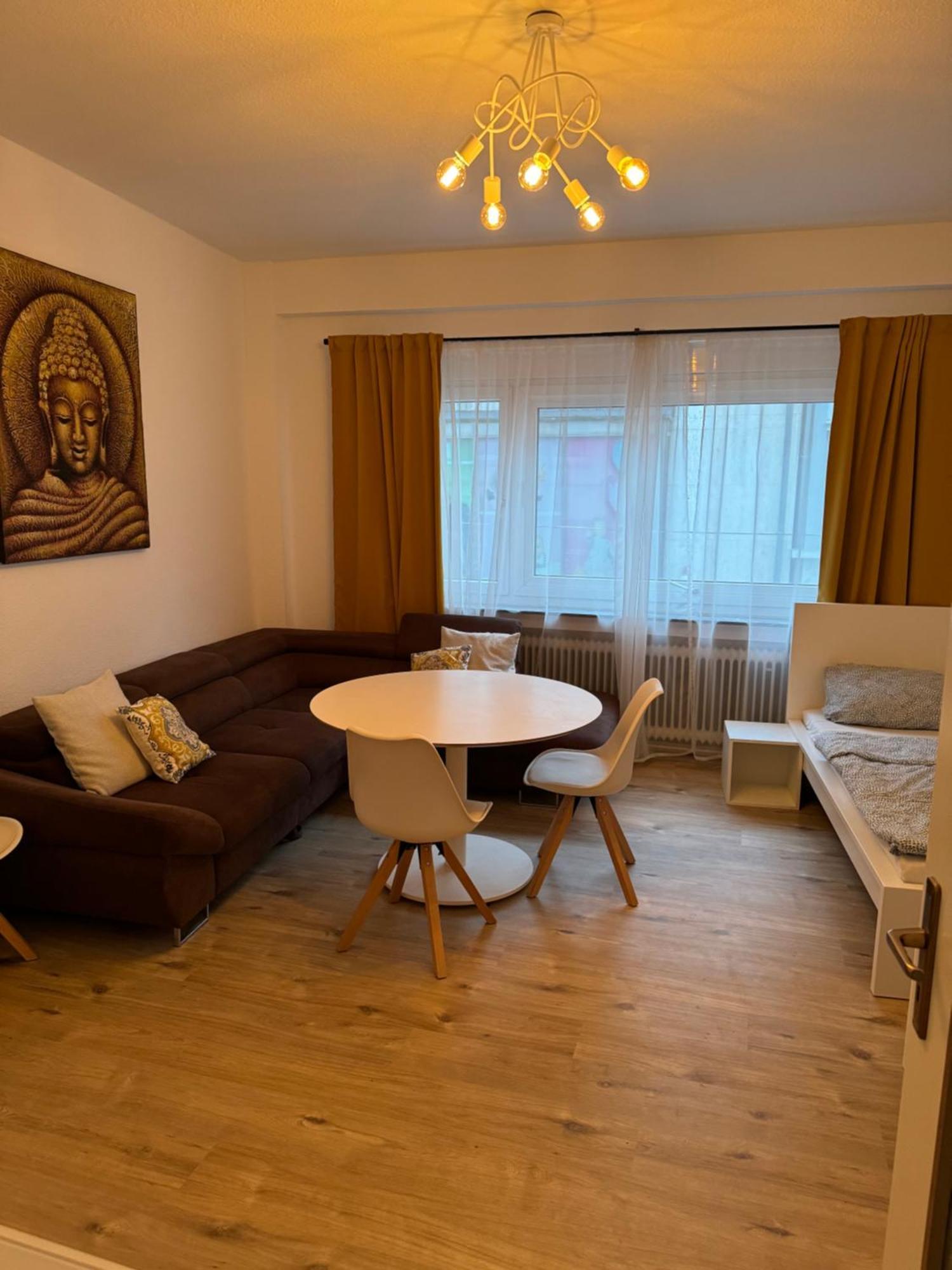 Zentrale Wohnung Mit Balkon Koblenz  Exteriör bild
